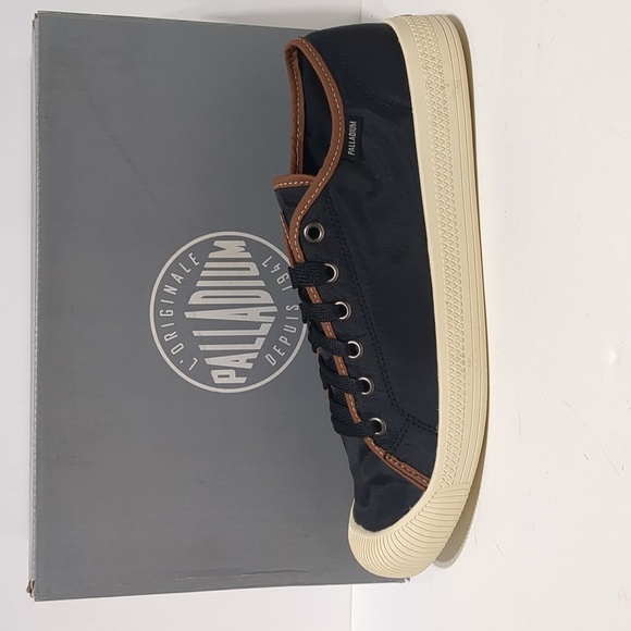 Palladium Other - Palladium Flex Lace-Up Sneakers Men's 7.5